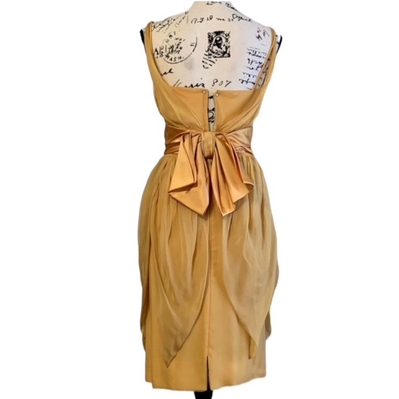 Vintage 40s Hand Crafted Gold Sleeveless Bow Detail Wiggle Dress - Picture 11 of 12